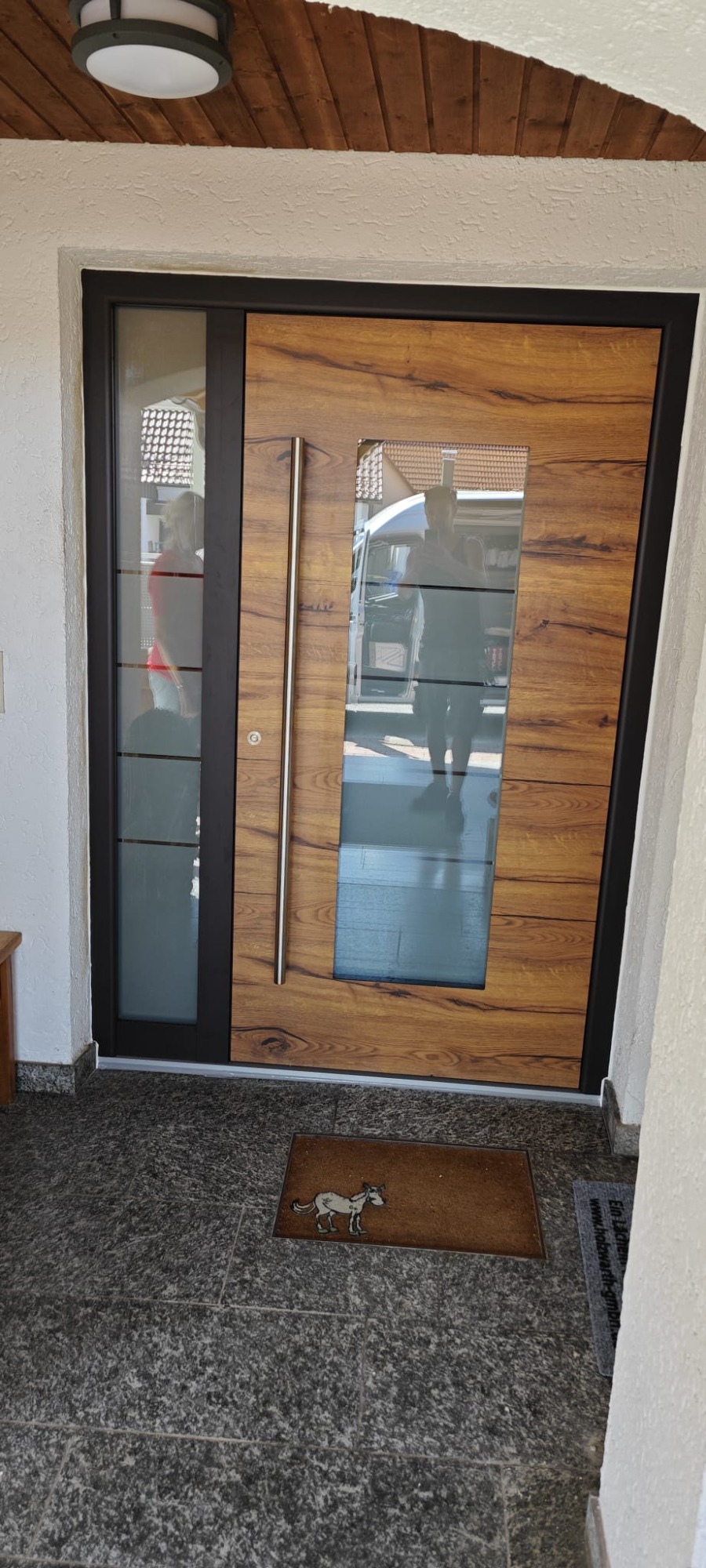 Neue Eingangstüre Neue Eingangstüre